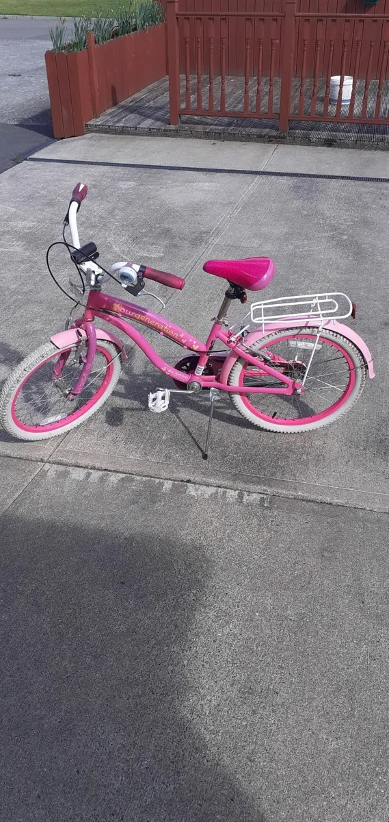 Girls bike - Image 1