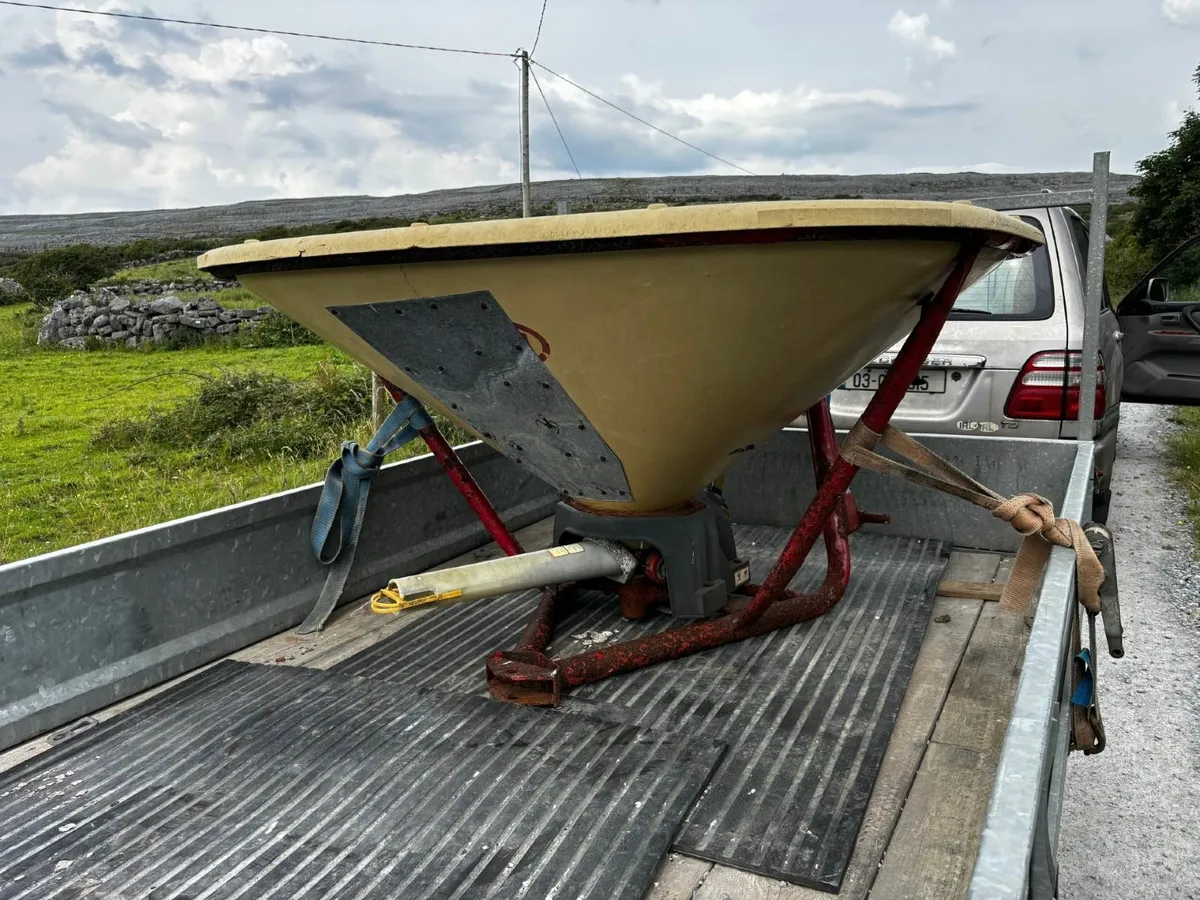 Spreader - Image 1