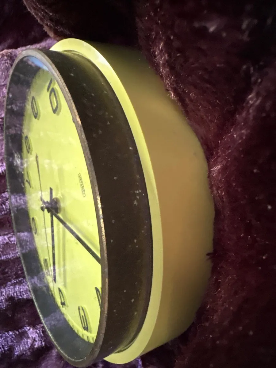 VINTAGE METAMEC CLOCK - Image 3