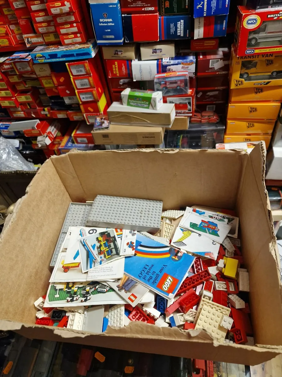 Vintage Lego - Image 2