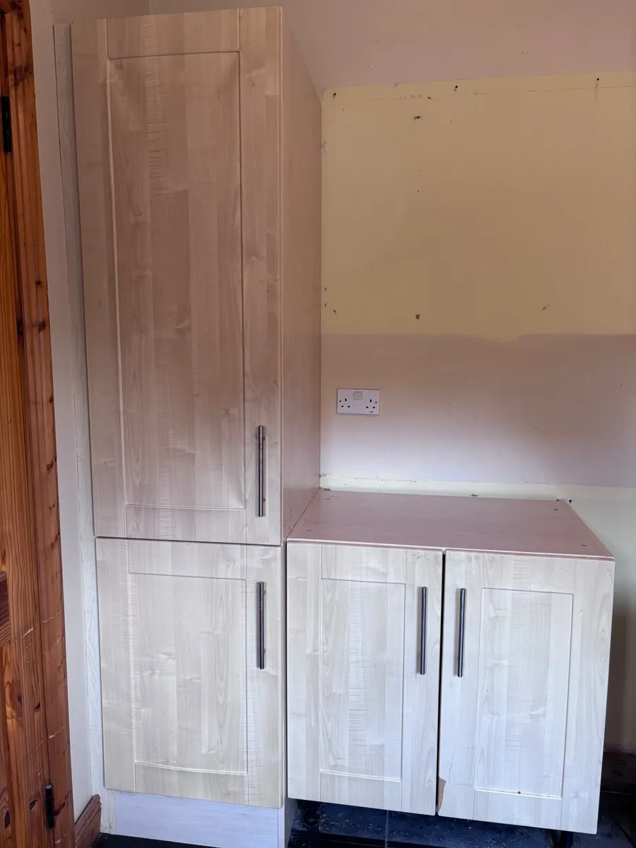Kitchen cabinets - Image 1