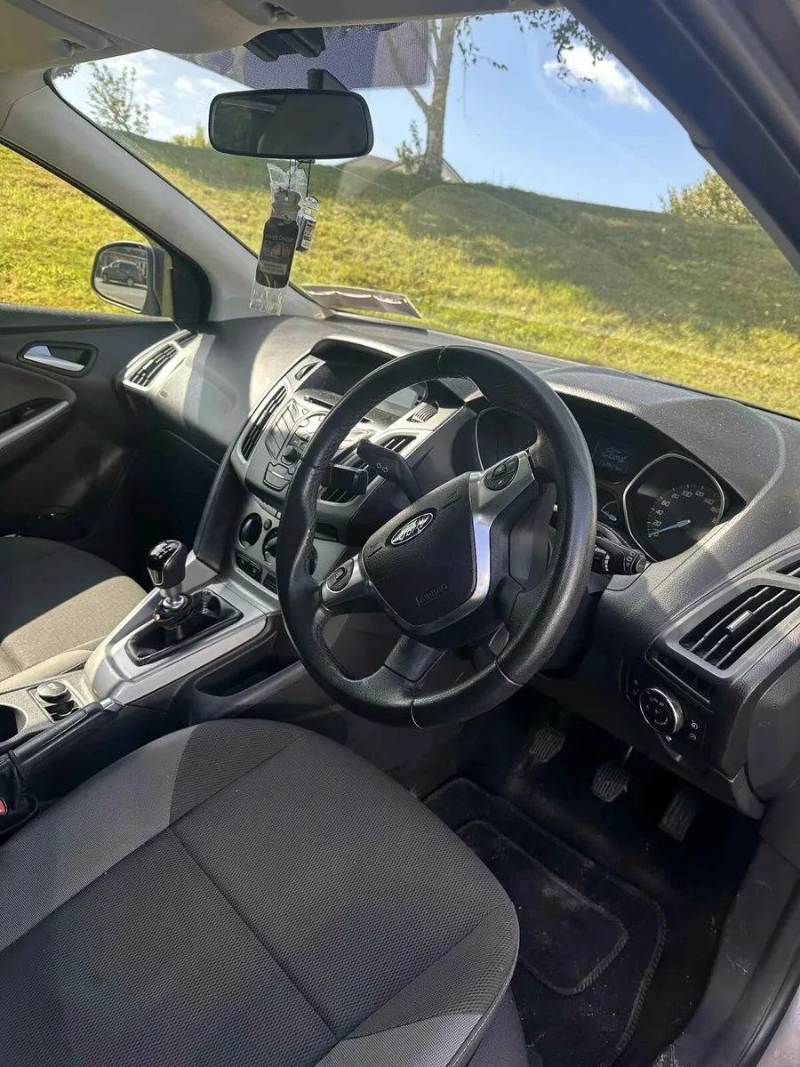 Ford focus - Image 4