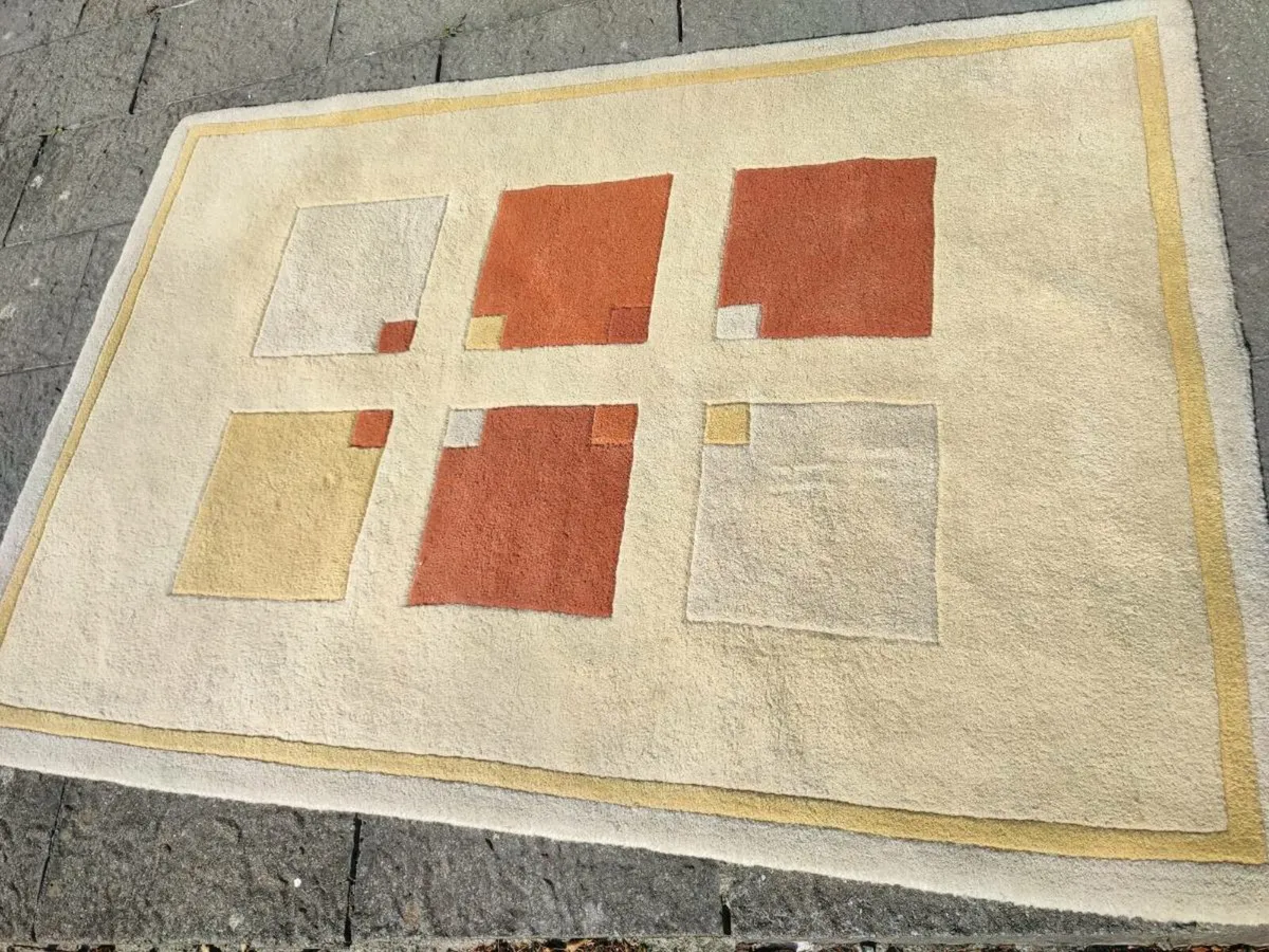Rug - Image 1