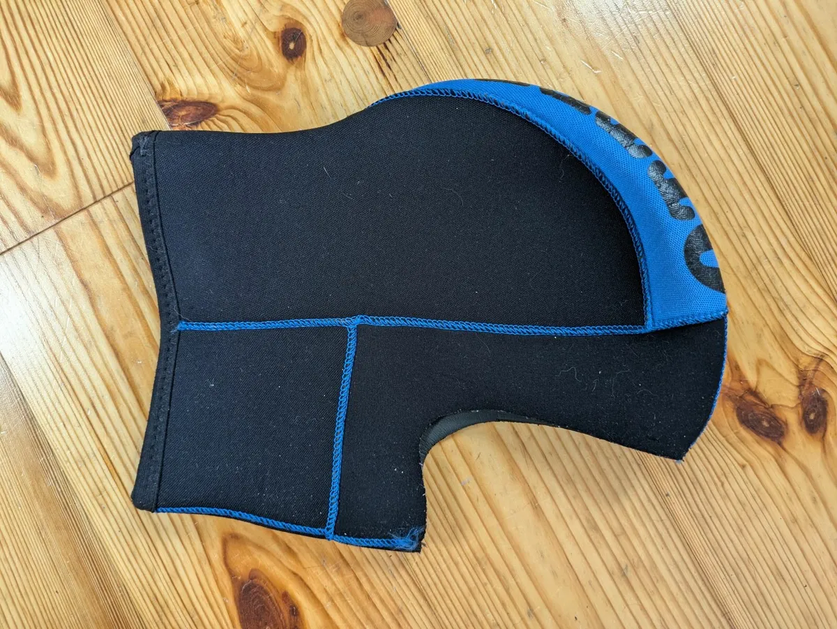 Women's Otter Neoprene Scuba Drysuit Size 12 - Image 4