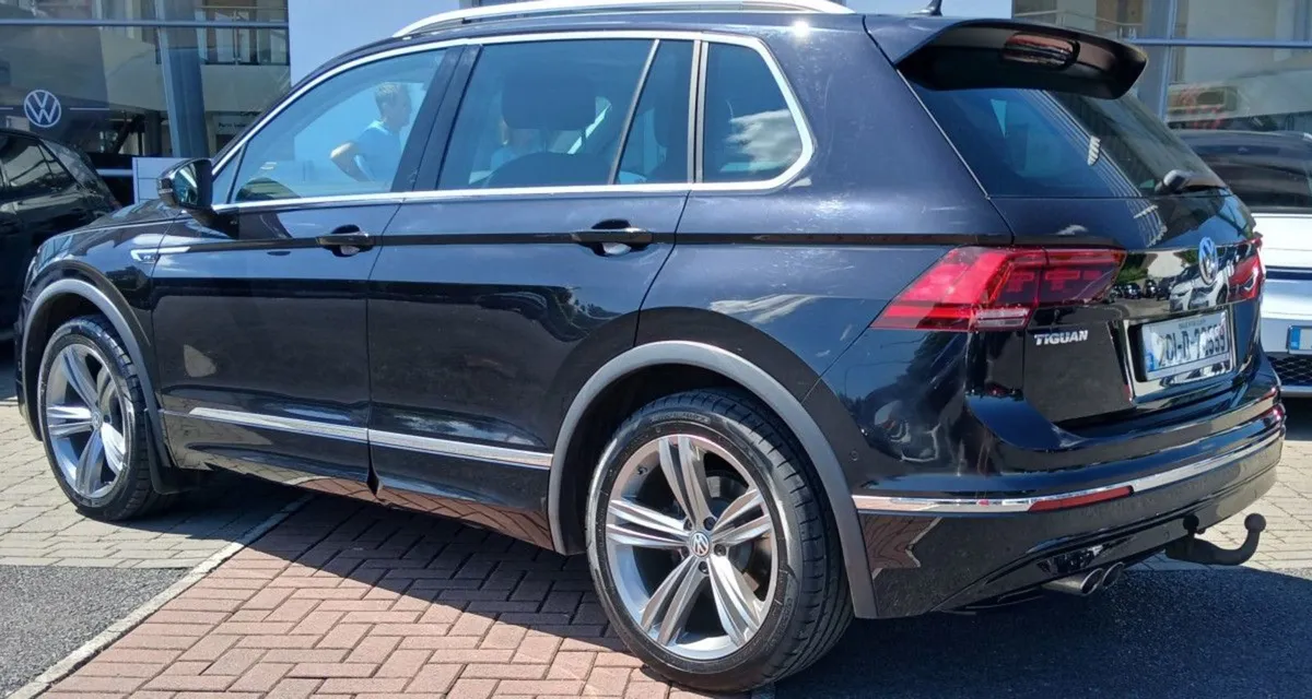 Volkswagen Tiguan R-line 2.0 TDI 150HP  sunroof - Image 4