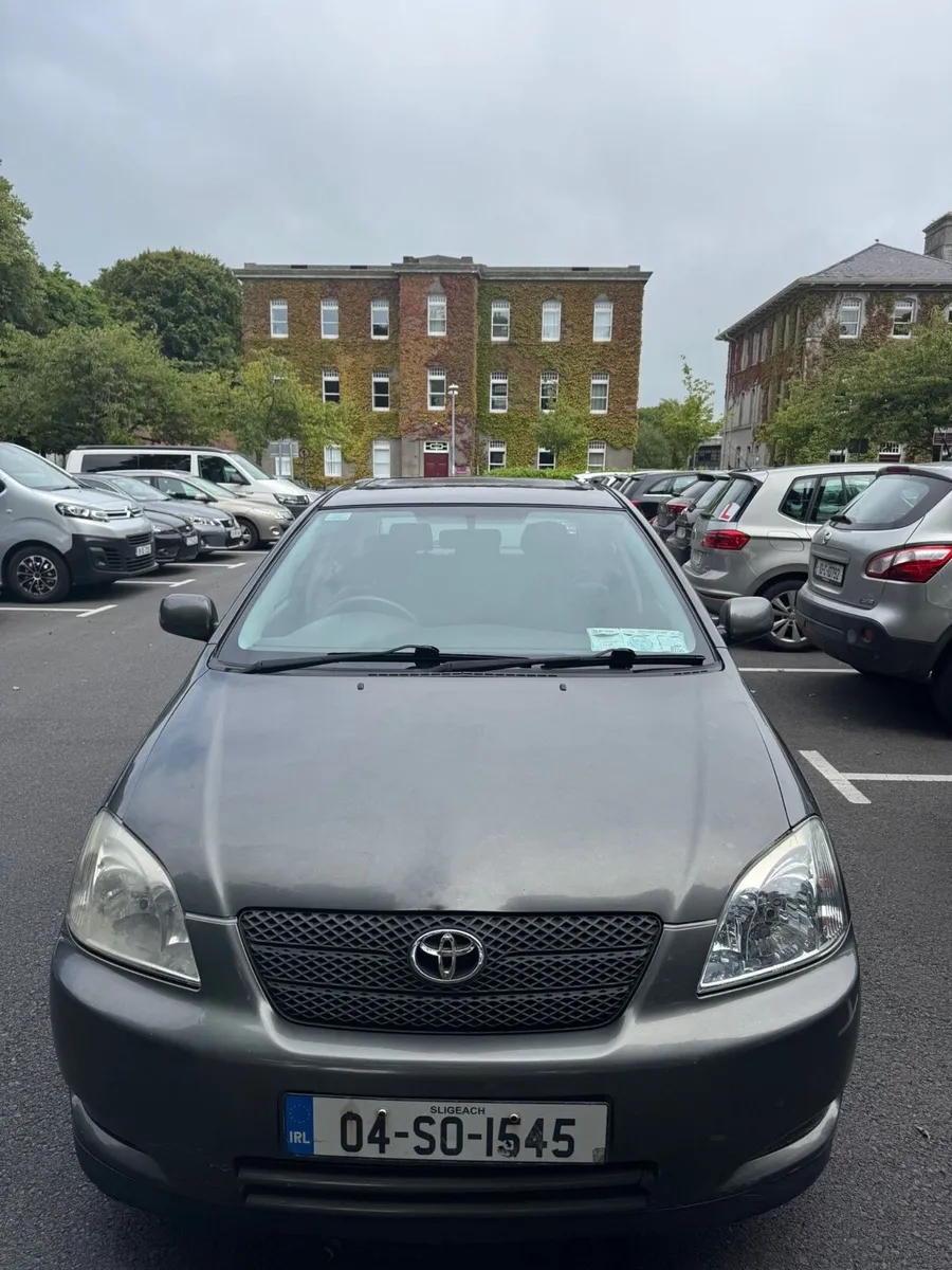 Toyota Corolla 2004 – For Sale - Image 1