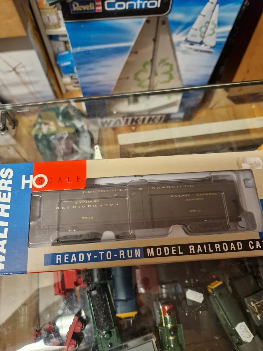 Hornby Walthers HO Scale American Wagon - Image 2