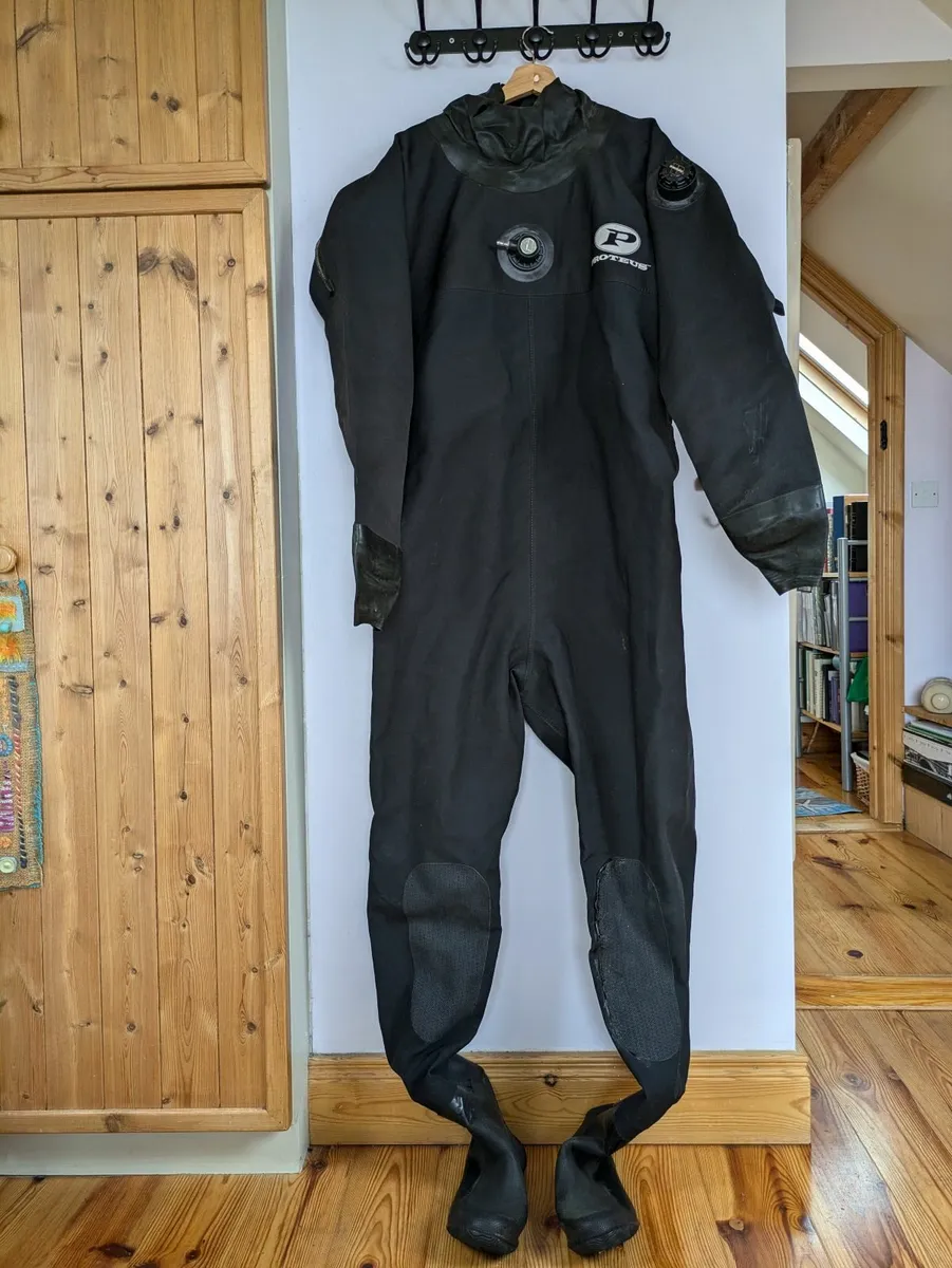 Men's Proteus Membrane Scuba Drysuit + Woolly Bear - Image 1