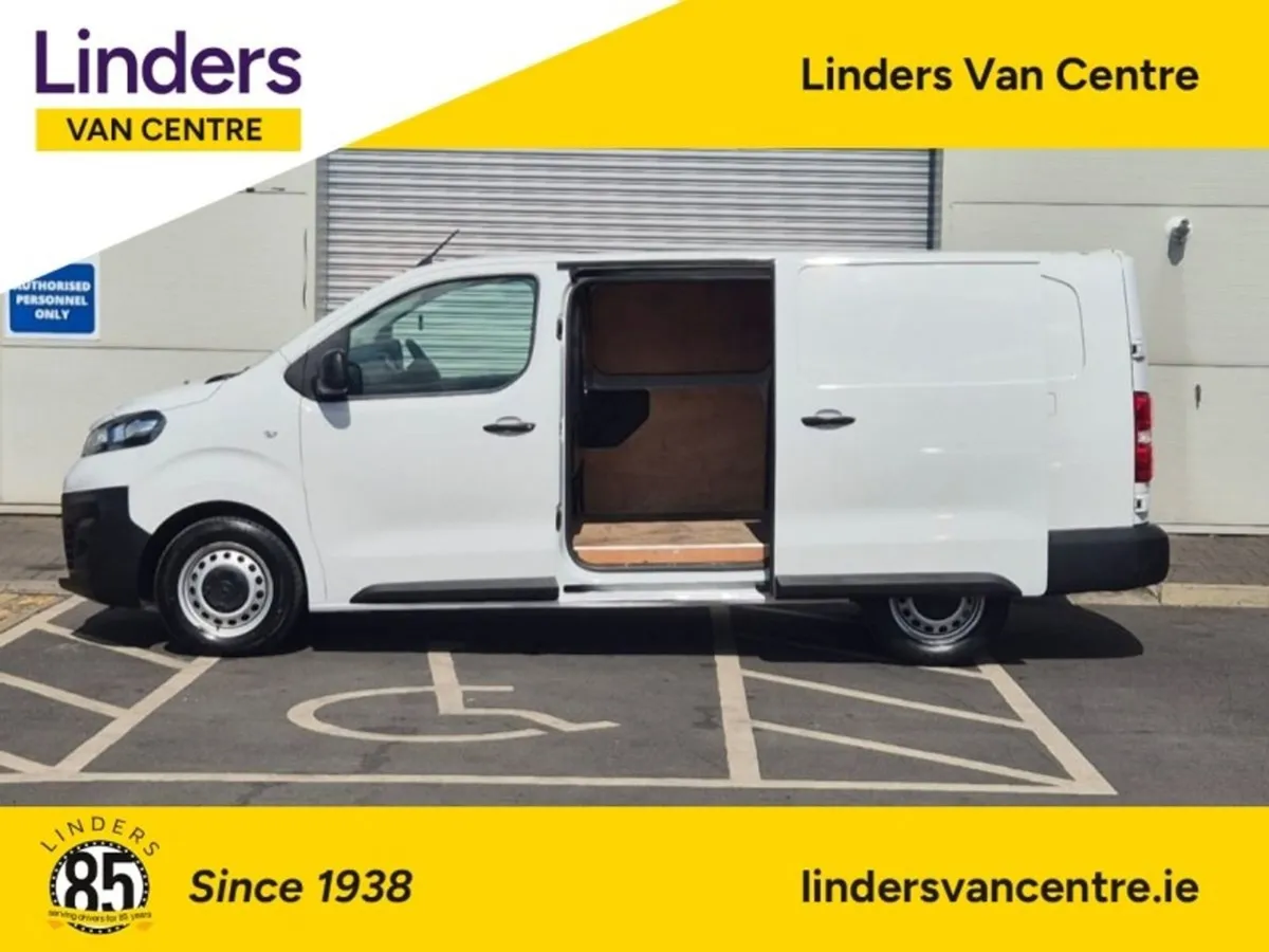 Opel Vivaro LWB EX Demo - Image 4