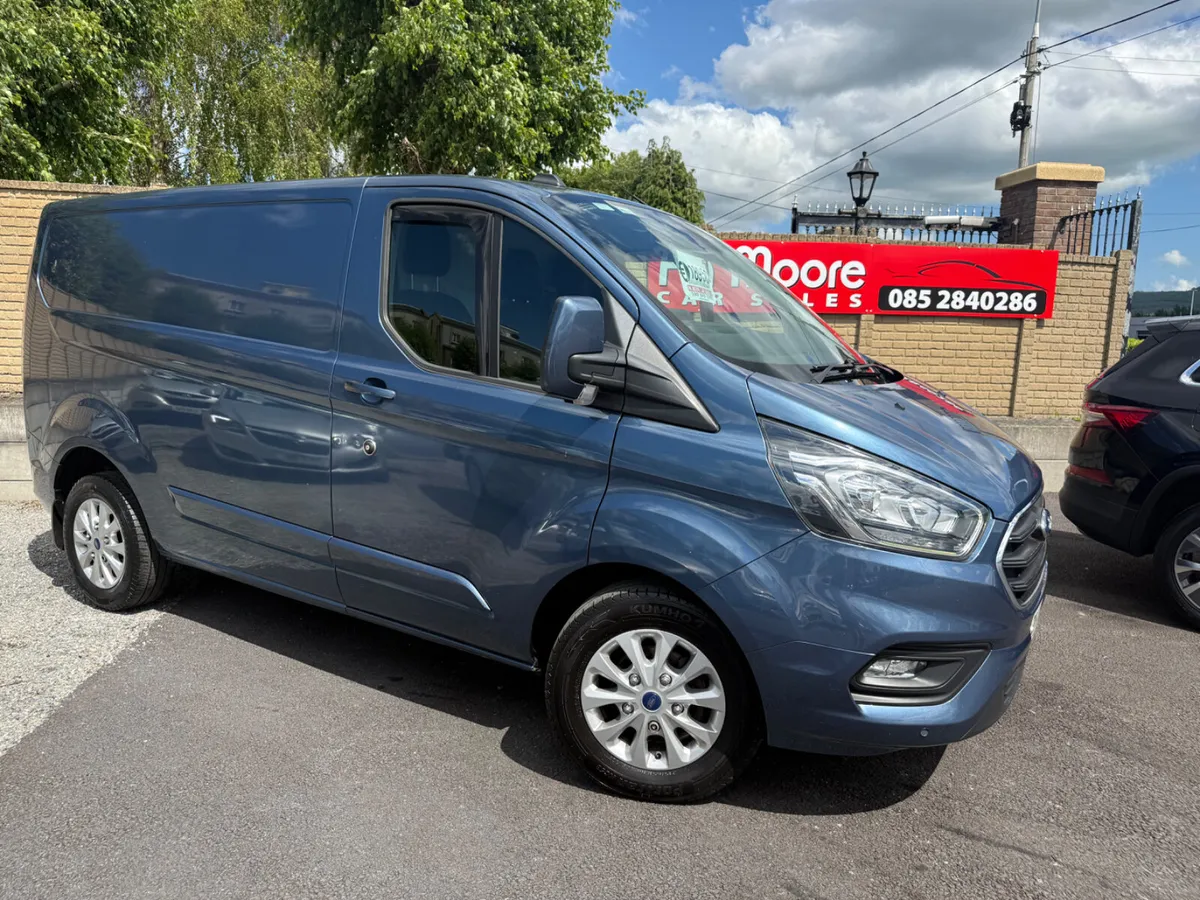 Ford Transit Custom ** F.S.H * 1 OWNER - Image 2