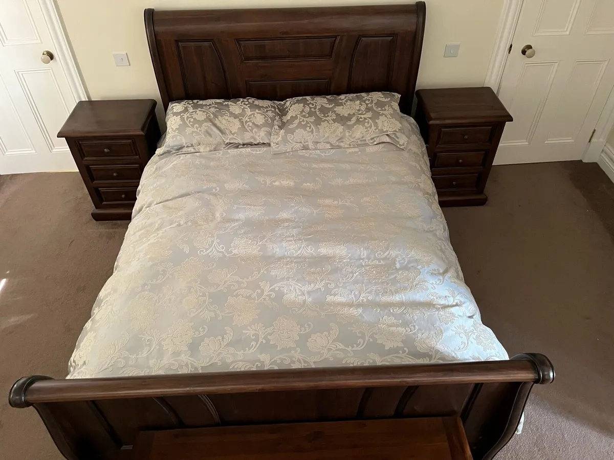 Superior solid wood king size bed - Image 2