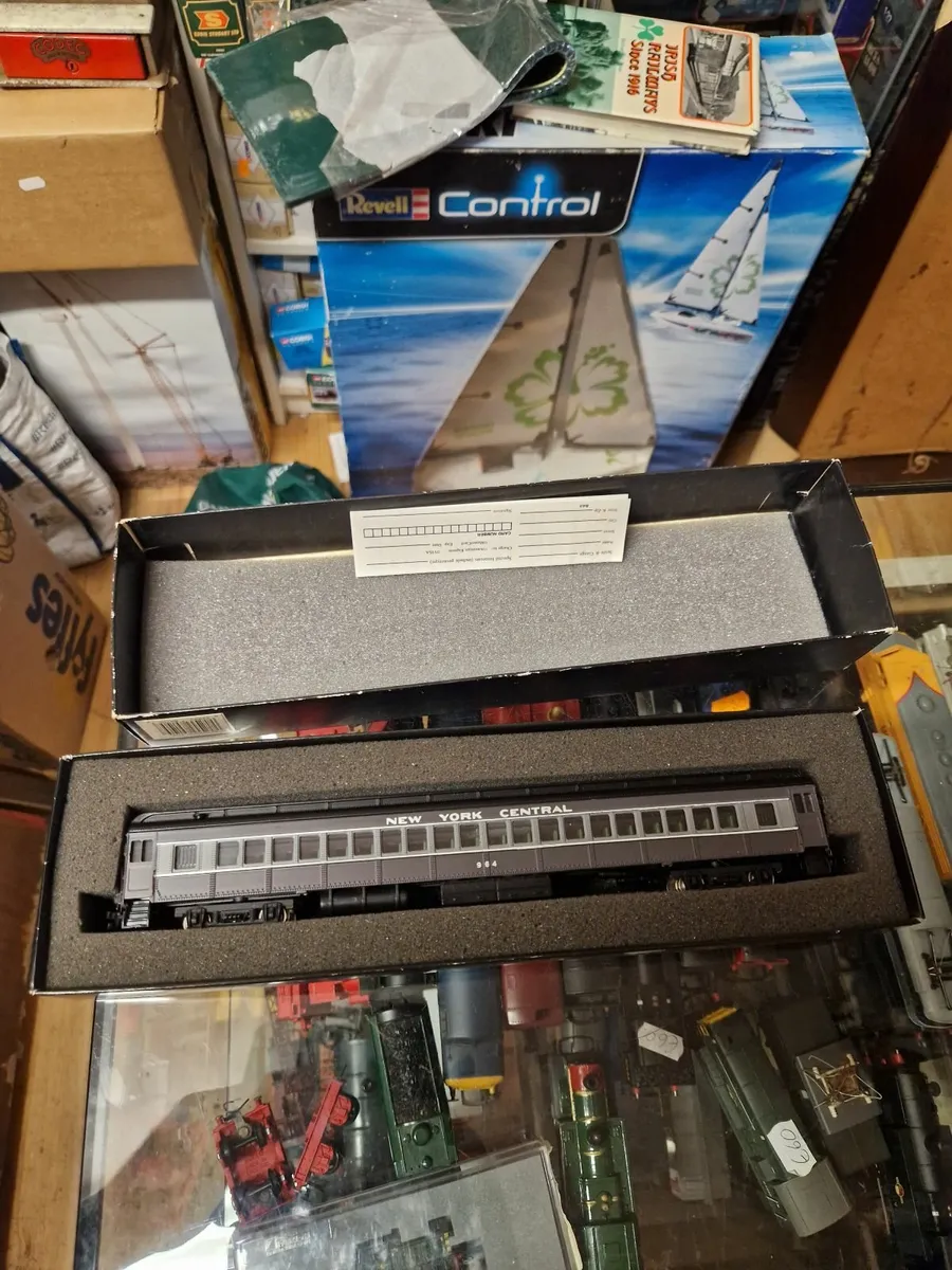 Hornby Bachmann Sprectrum HO scale American Carrai - Image 2