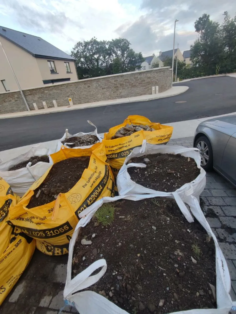 Unscreened Top Soil - Image 2