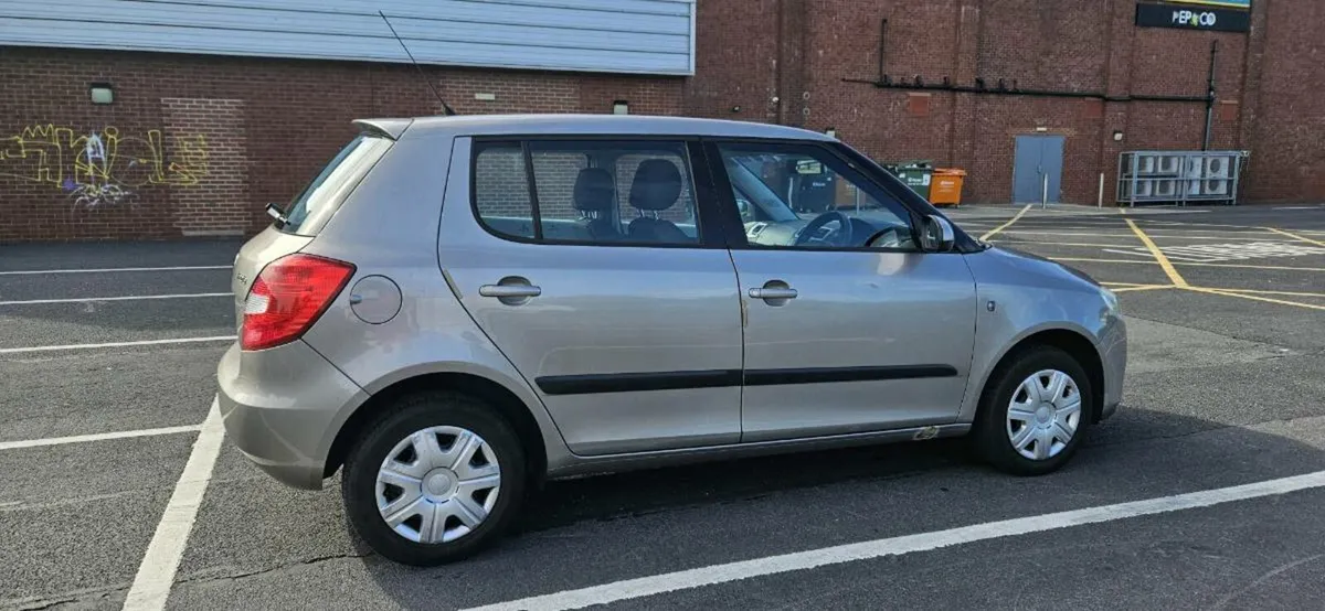 2007 Skoda Fabia. 185,585 kms. Nct 11/25,Tax 03/26 - Image 3