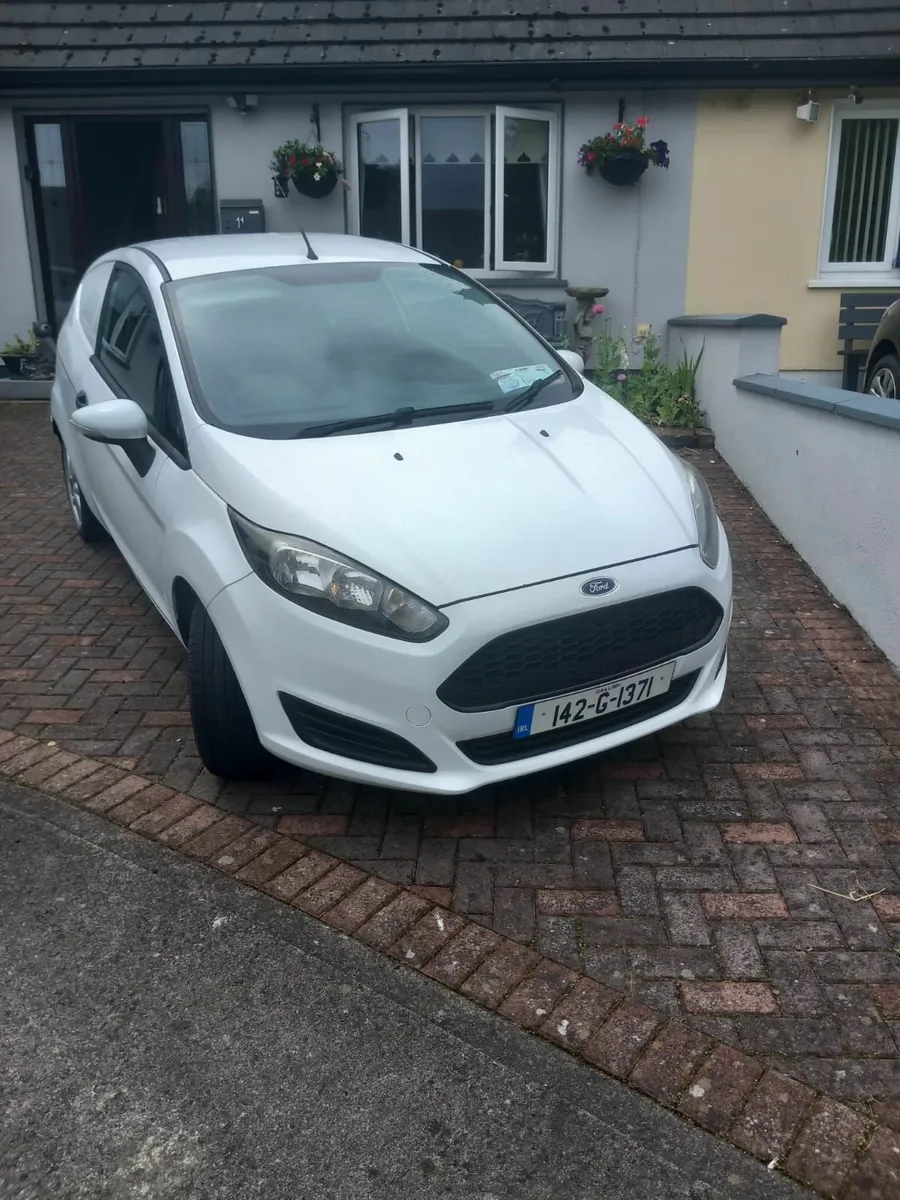Ford Fiesta 2014 - Image 1