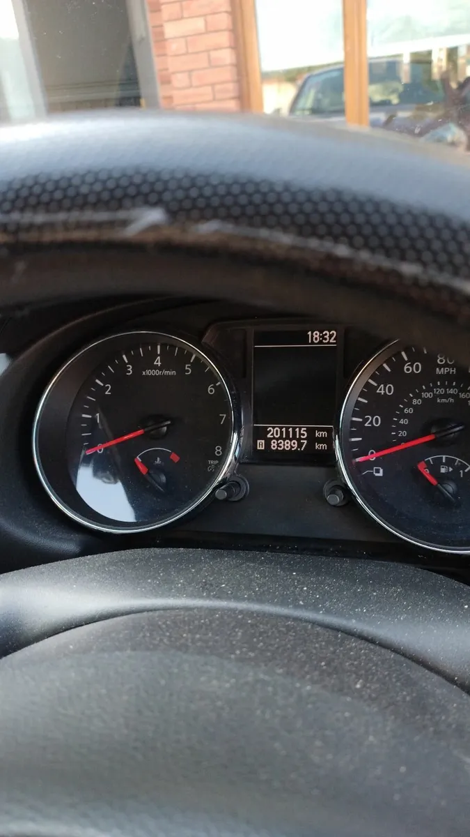 Nissan Qashqai 2010 - Image 3