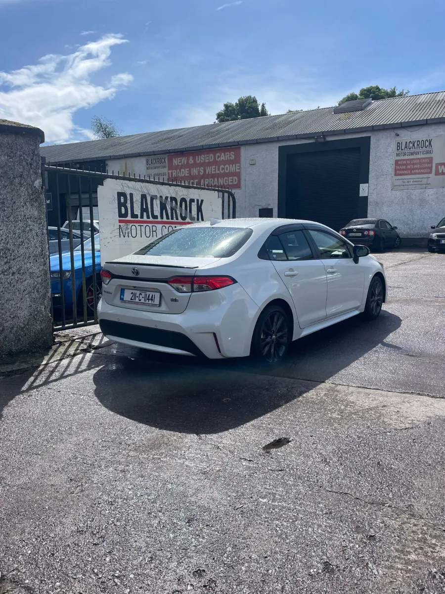 Toyota Corolla 2021 - Image 2