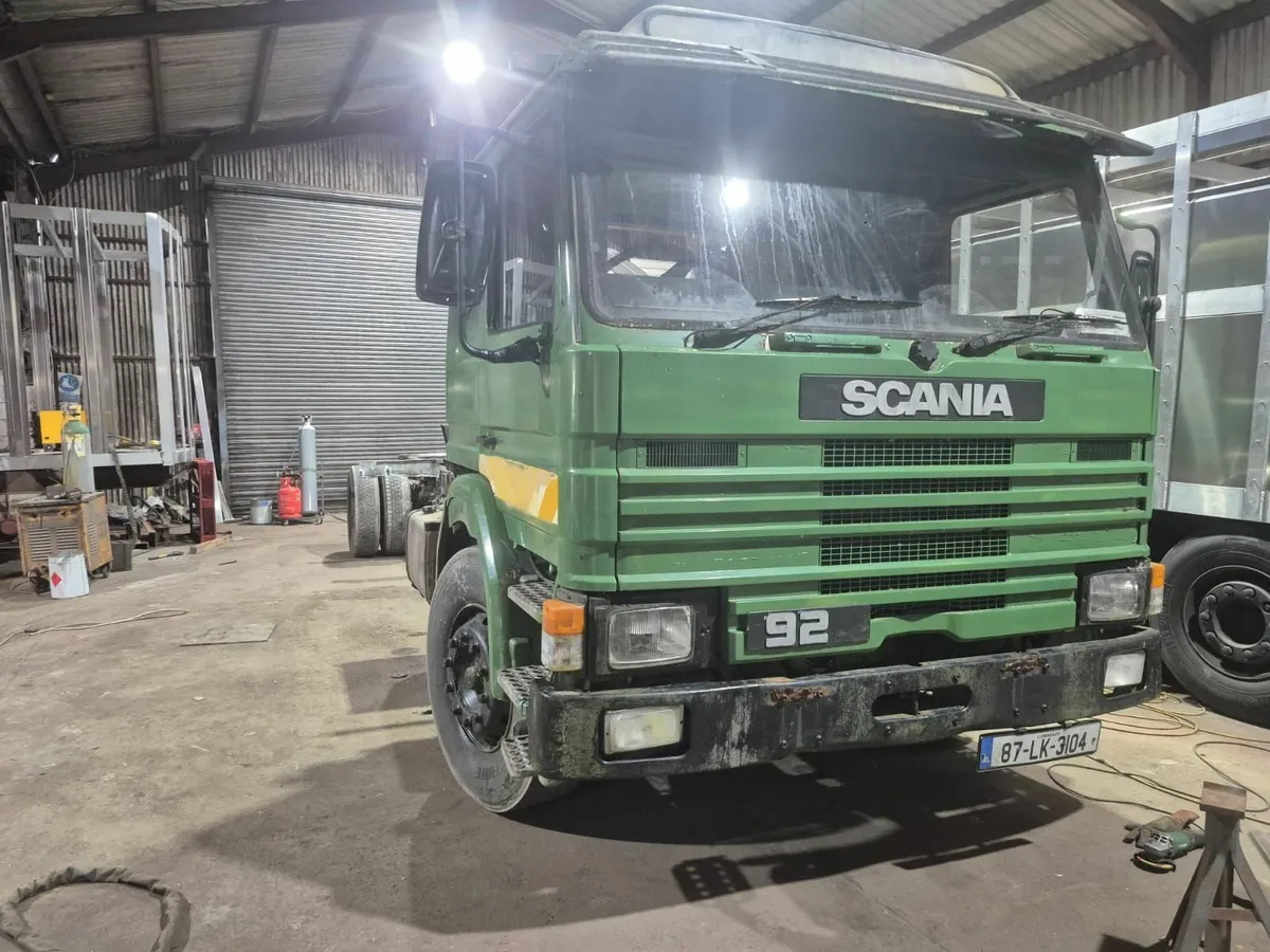 1987 Scania 92 - Image 4