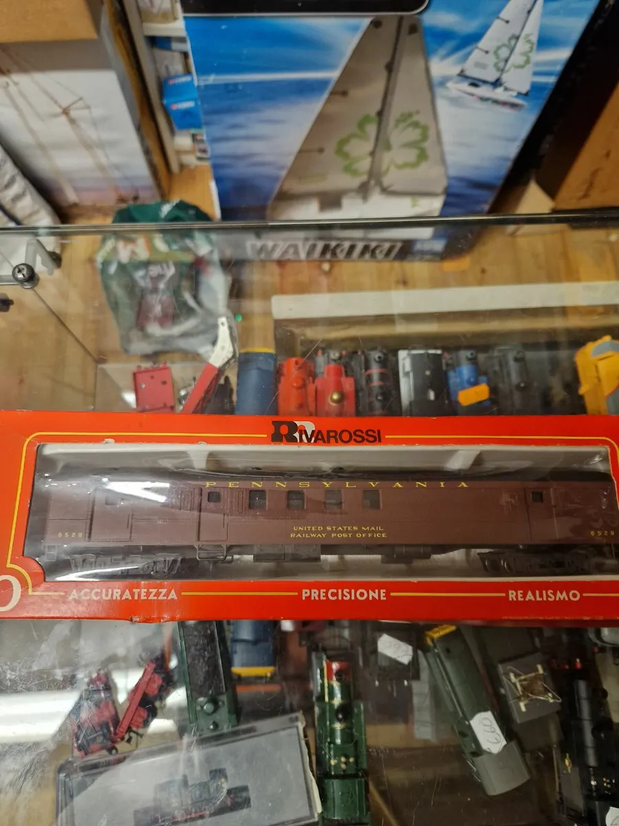 Hornby Rivarossi Ho scale American Carraige - Image 1