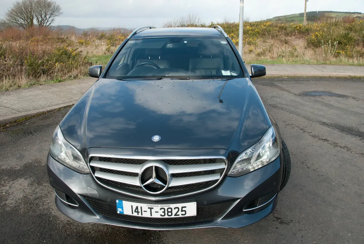 Mercedes-Benz E-Class 2014 - Image 2