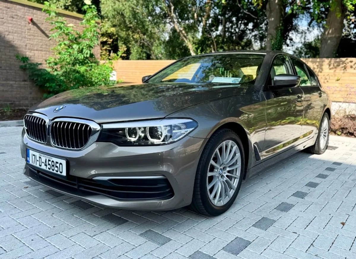 BMW 5 Series 520d SE 18  Auto - Image 1