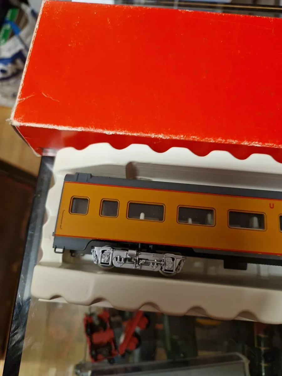 Hornby Rivarossi Ho scale American Carraige - Image 1