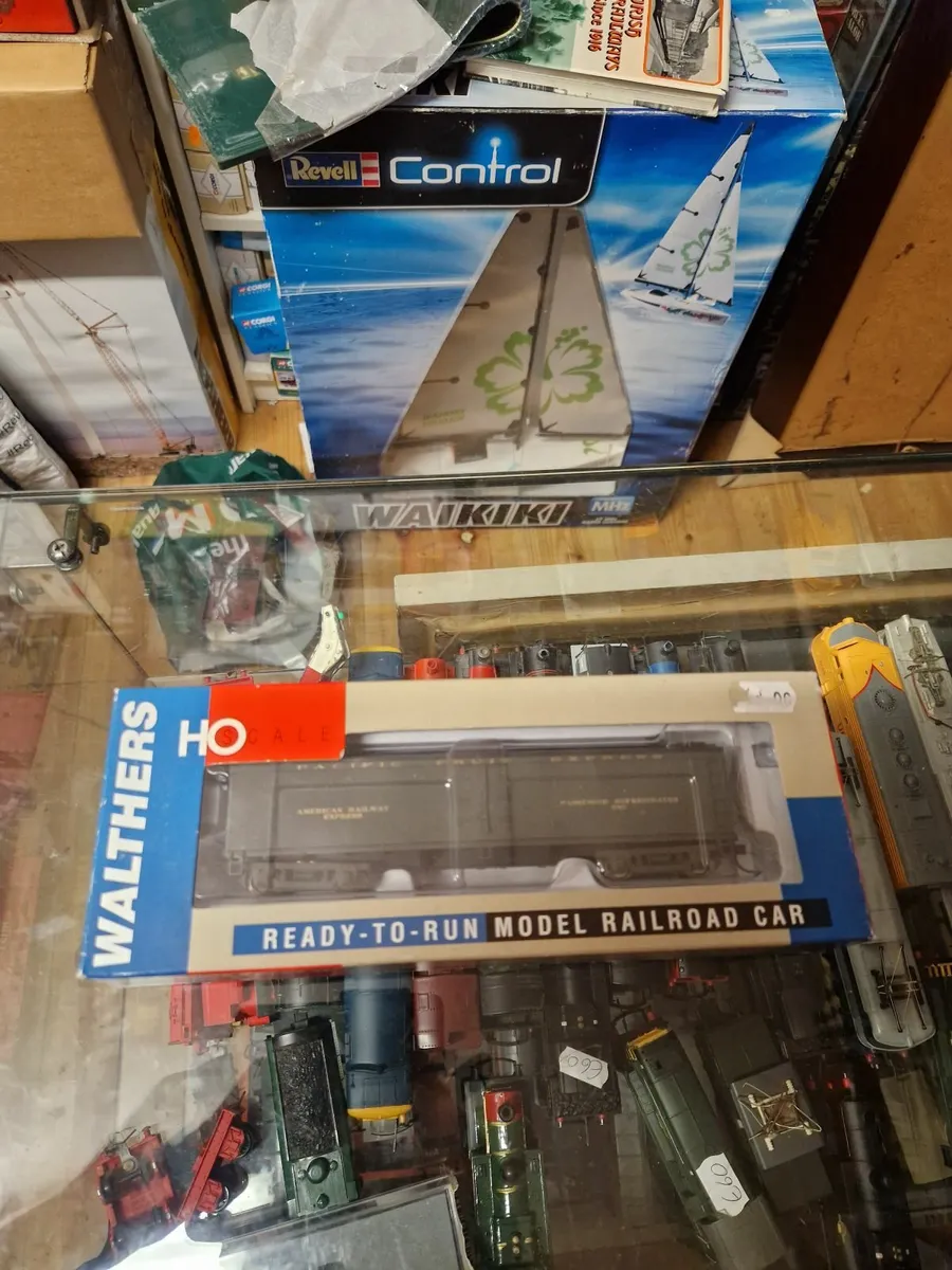 Hornby Walthers HO Scale American Wagon - Image 2