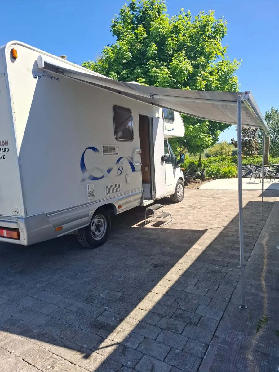 Camper van - Image 3