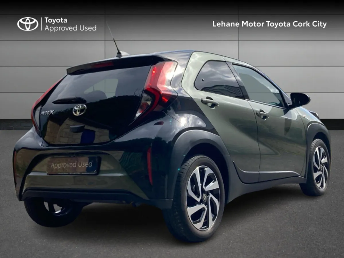 Toyota Aygo X AYGO X 1.0 DESIGN - Image 2