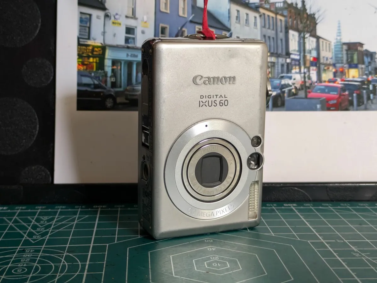 Canon IXUS 60 6MP CCD 🌈 digital compact camera - Image 3