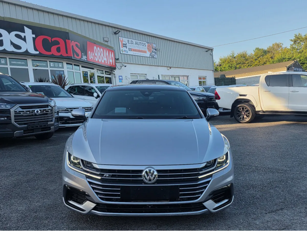 Volkswagen Arteon 2.0 TSI R EDITION 280BHP -GLASS - Image 4
