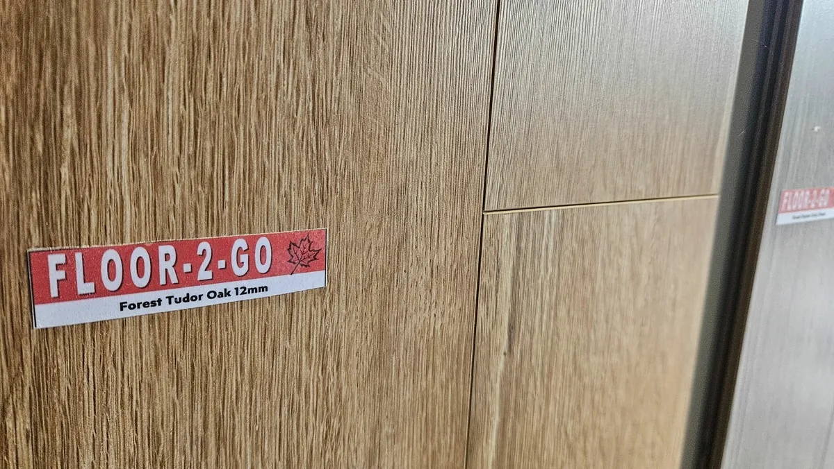 12mm click flooring - Athlone warehouse - Image 4