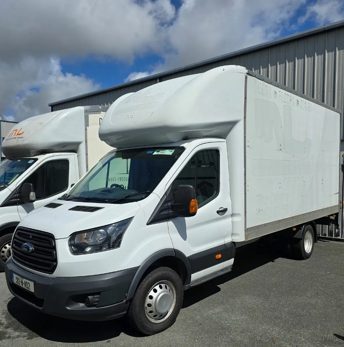 182 Ford Transit Luton Twin Wheel - Image 1