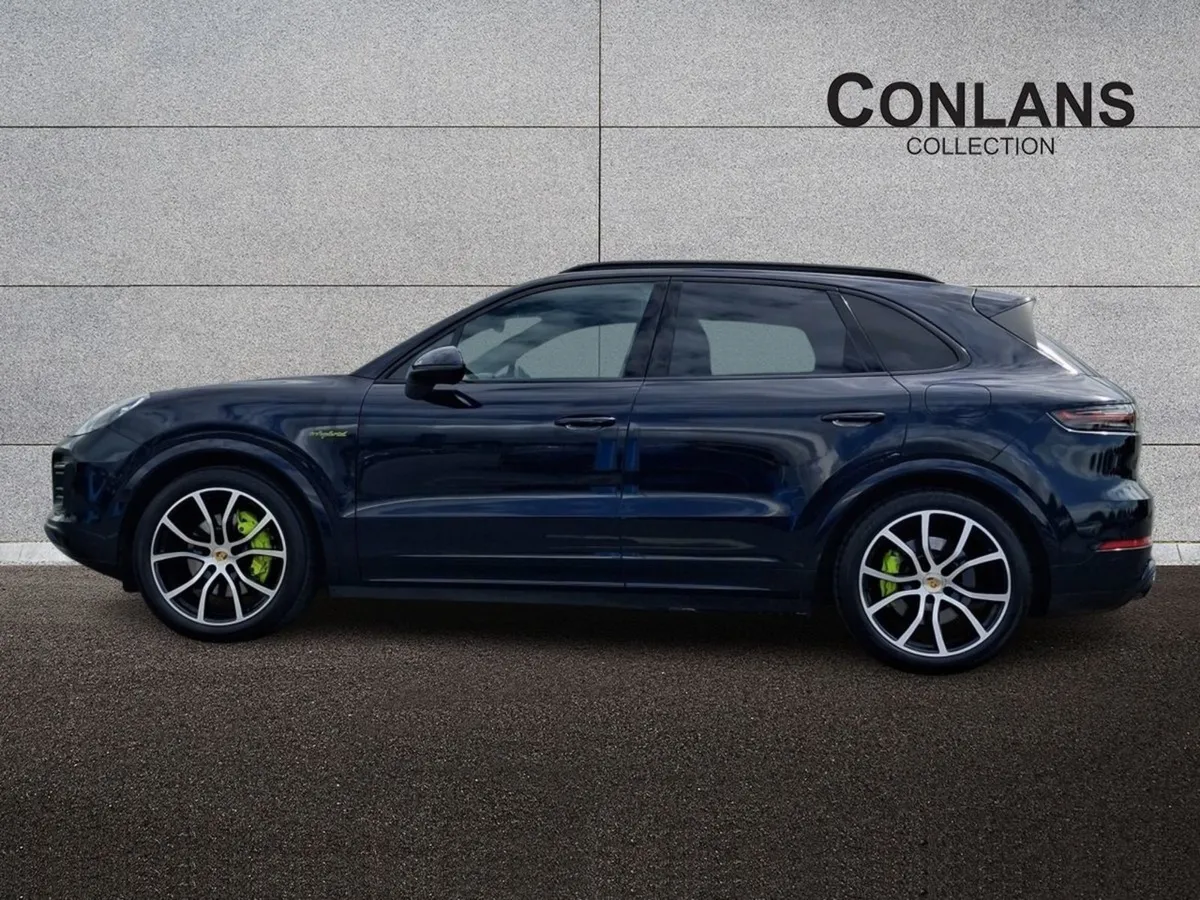 Porsche Cayenne 3.0 V6 E-hybrid 4WD Auto - Image 4