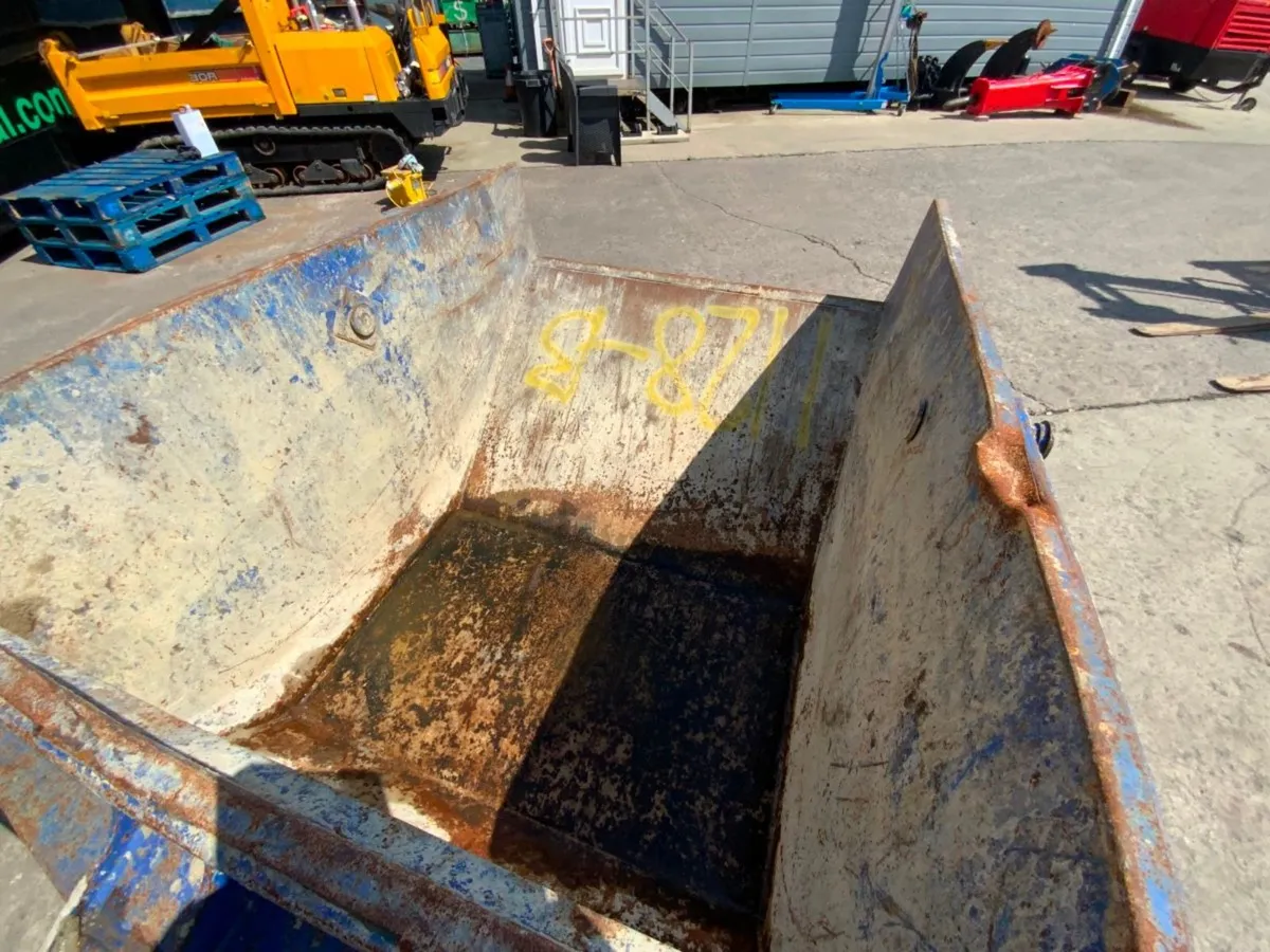 CONQUIP SELF TIPPING CRANE / BOAT SKIP.....1128b. - Image 4