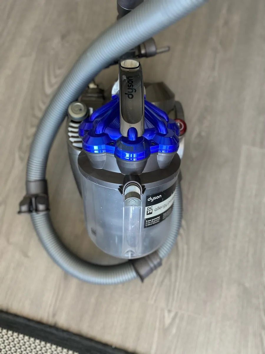 Dyson DC29 like new!!! - Image 2