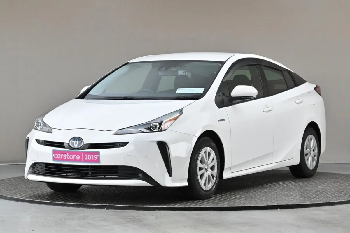 Toyota Prius 1.8 Hybrid Face Lift Model 10  Adroi - Image 3