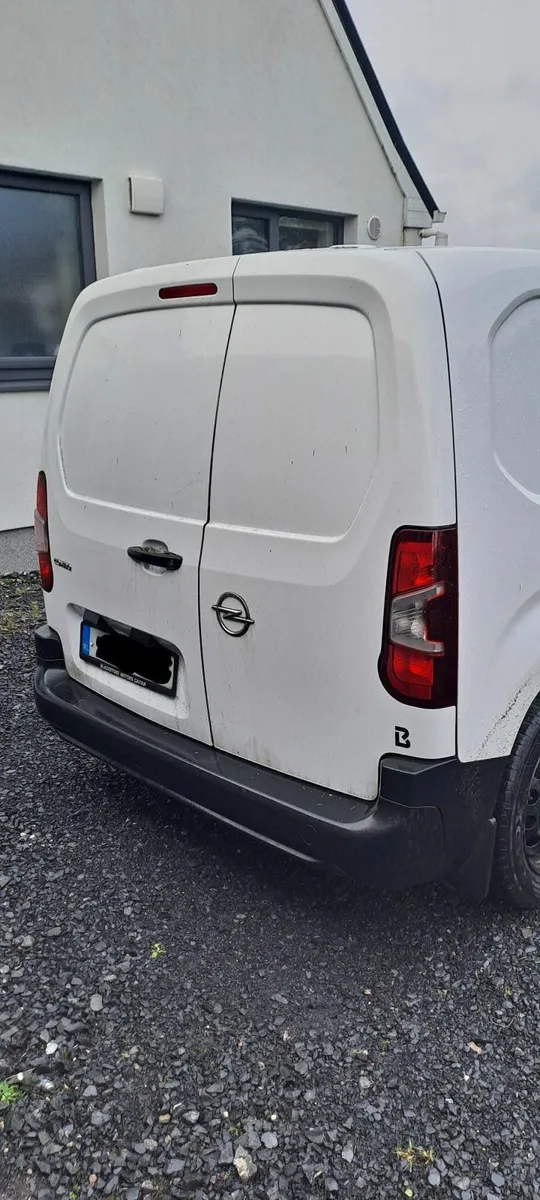 Opel Combo 2022 - Image 3