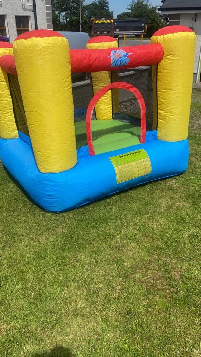 Toddler bouncy castle, toddler swing - Image 4