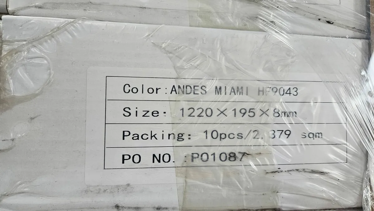 8mm miami grey click Flooring. Free delivery on or - Image 4