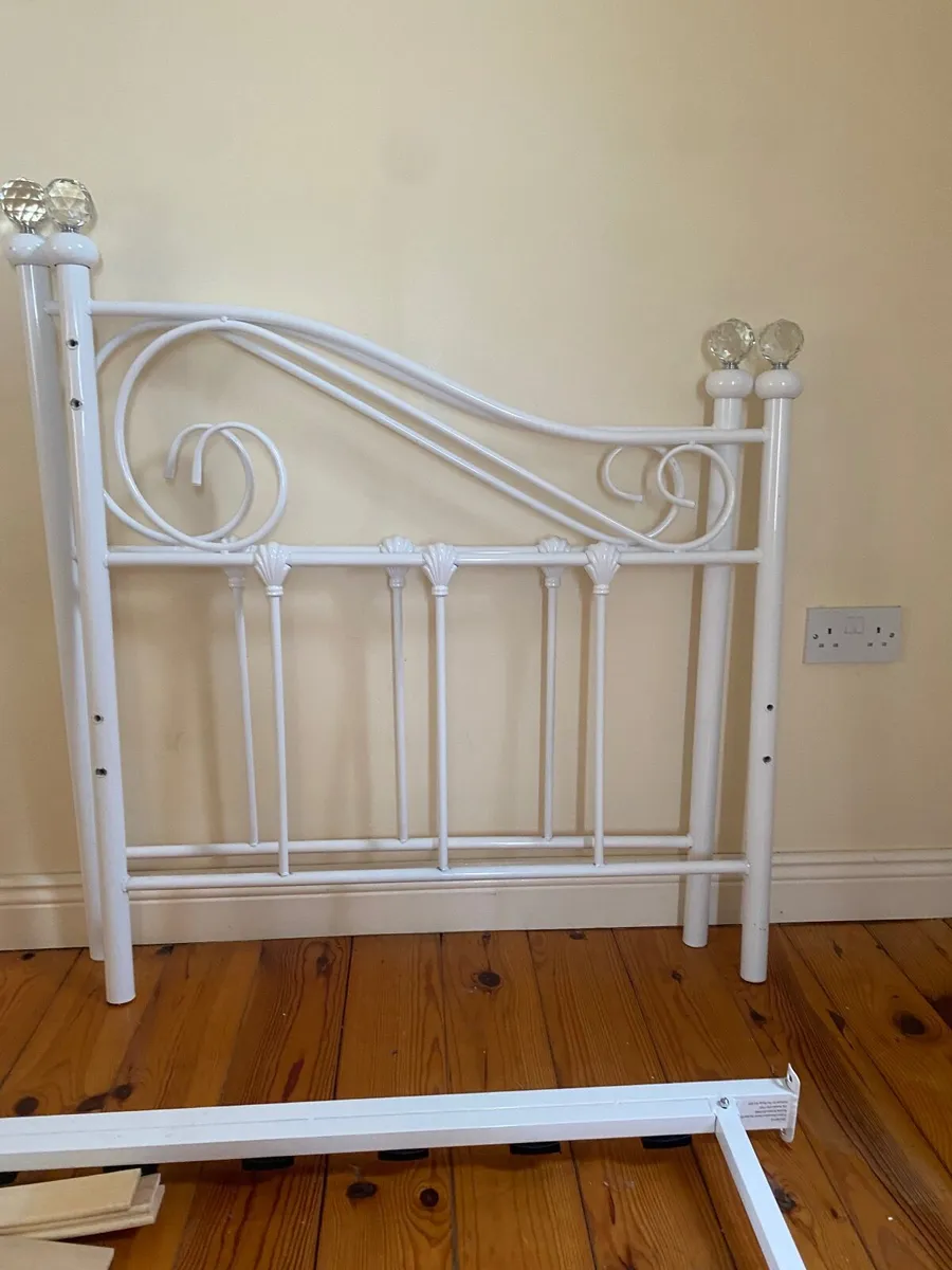 Daybed - Image 1