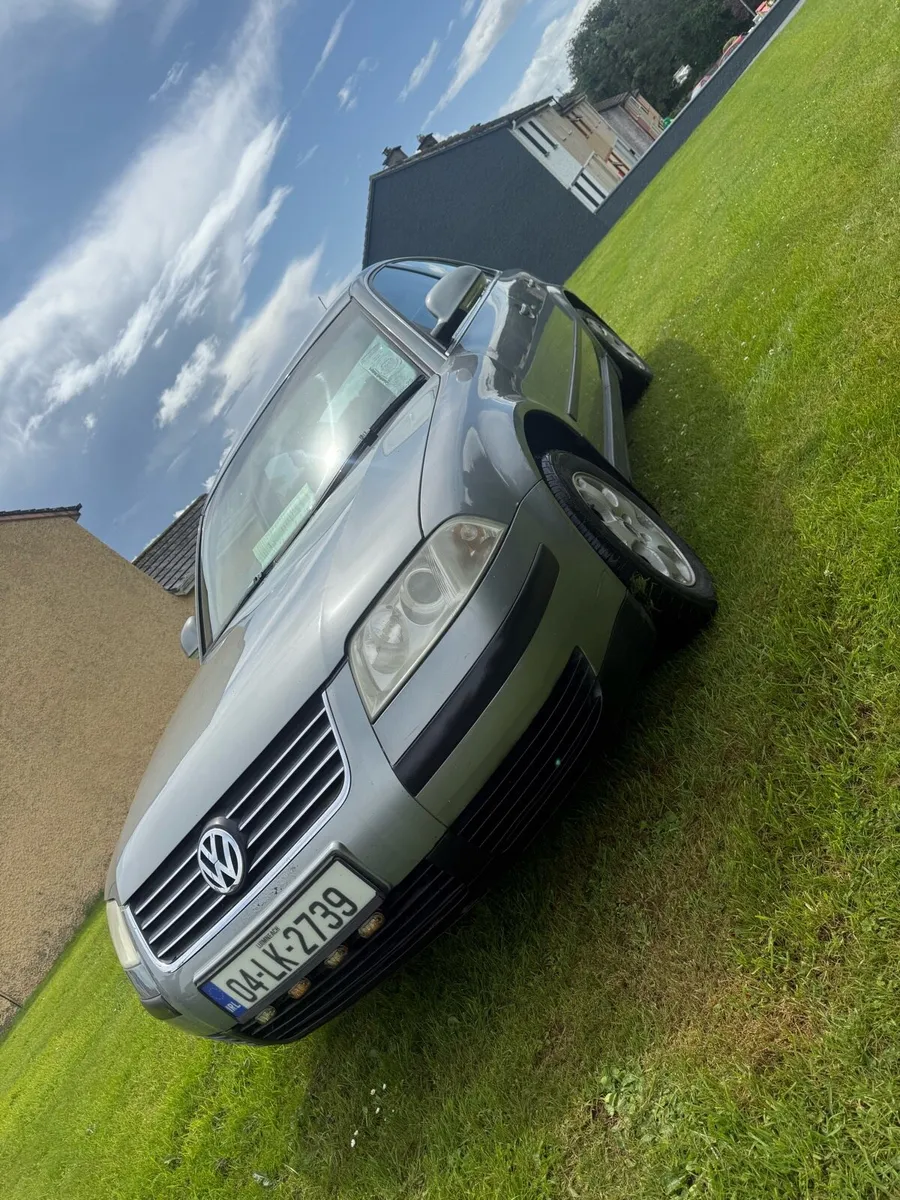 2004 VW Passat - Image 2