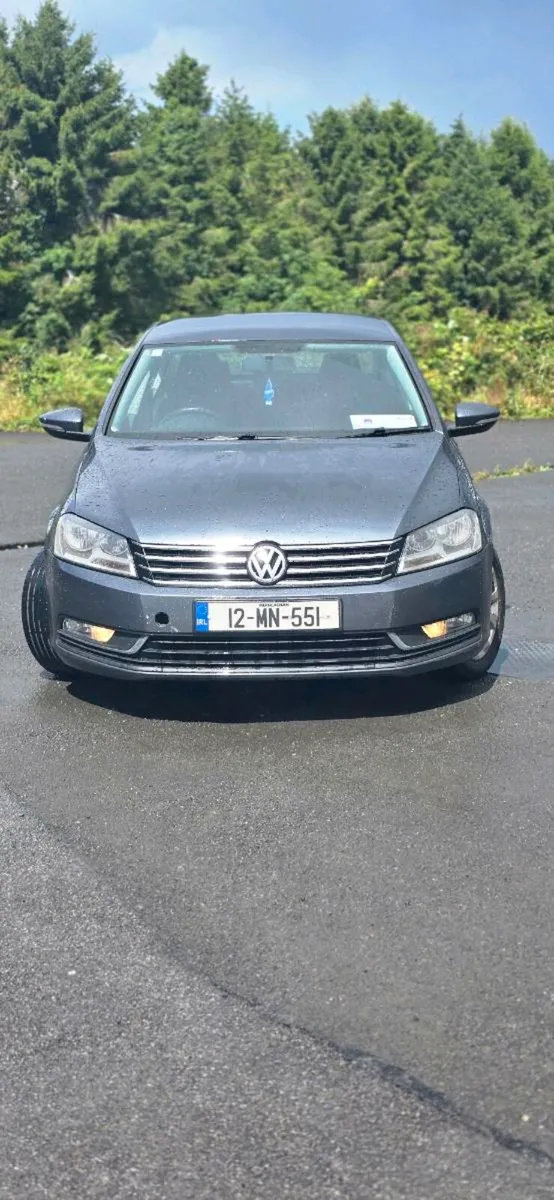 Volkswagen Passat 2012 low mileage - Image 2