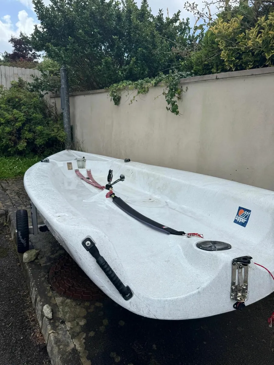 Topaz sailing dinghy - Image 4