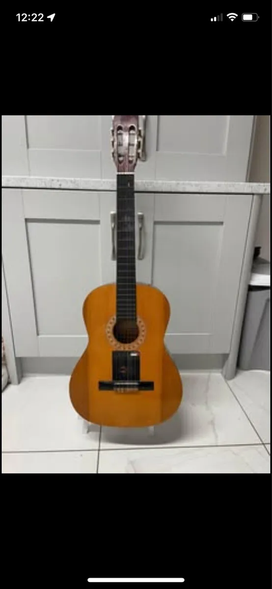 Guitars - Image 1