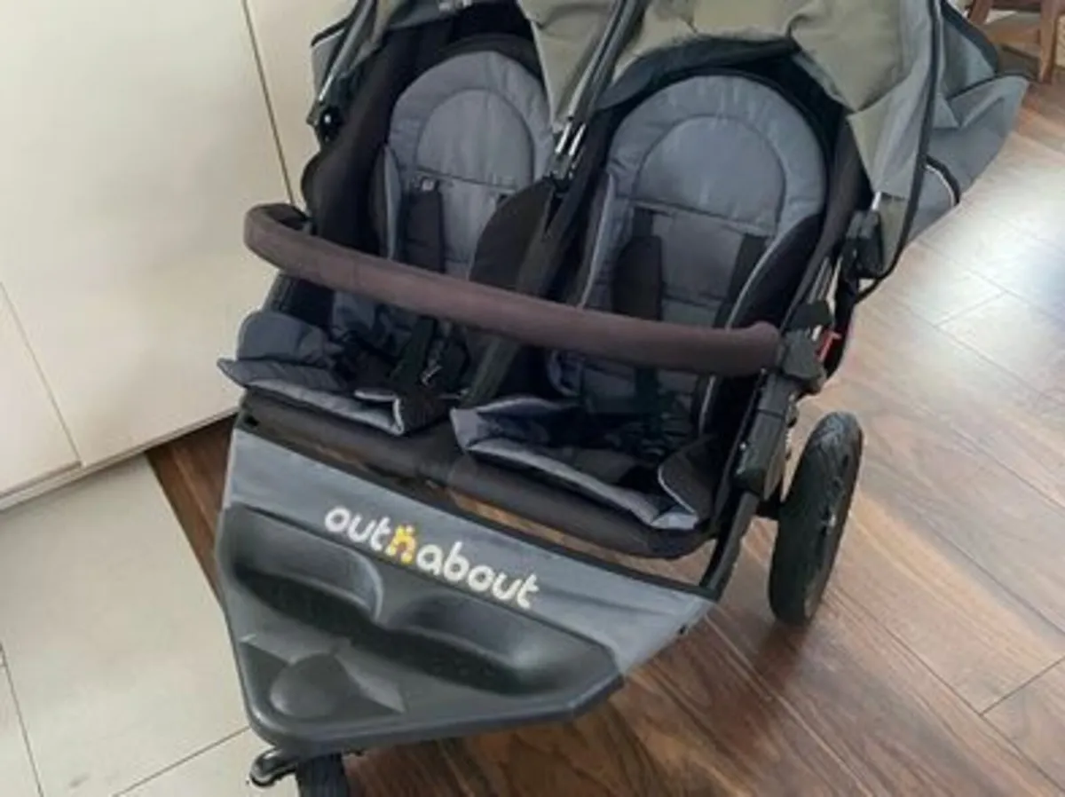 Out n' About Double Buggy