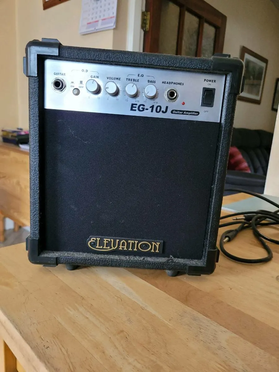 EG-10J Guitar amp