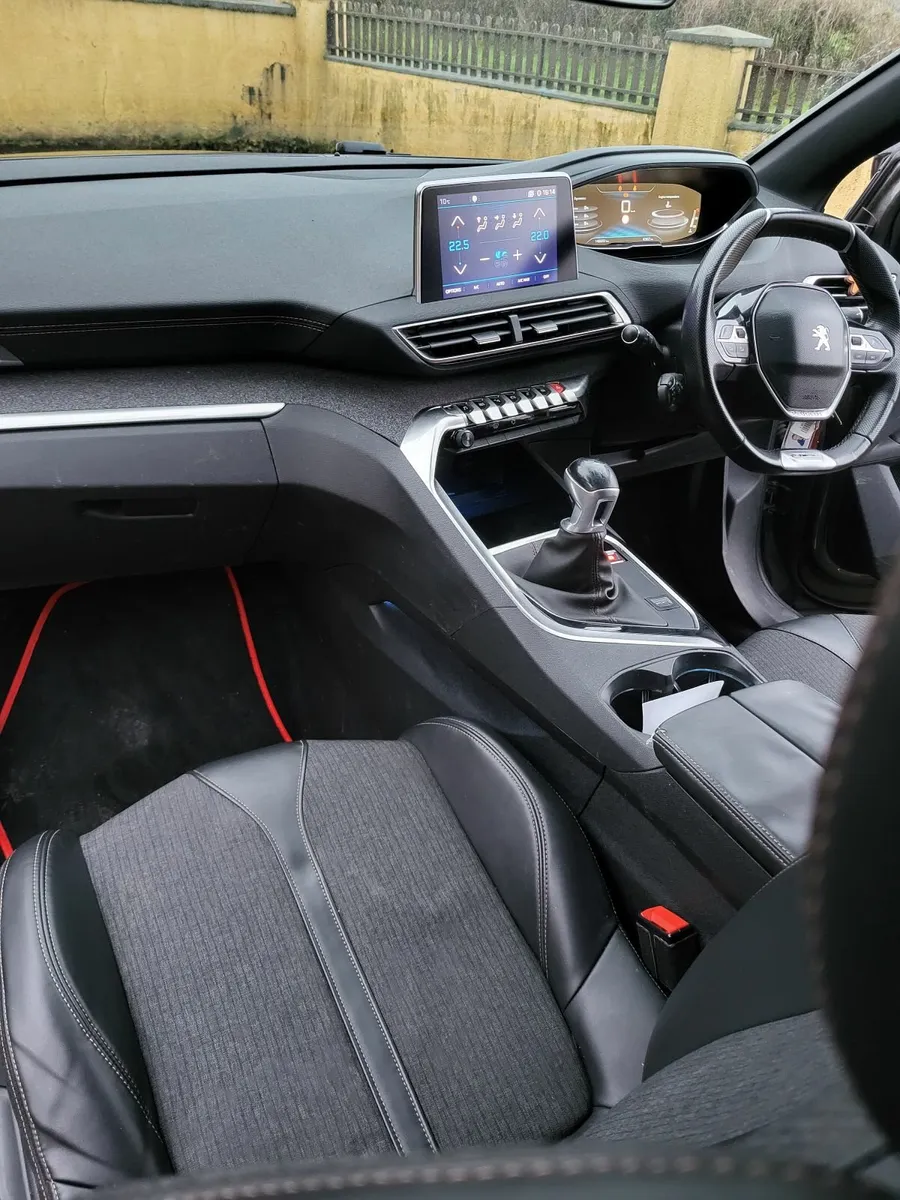 Peugeot 3008 2018 - Image 3