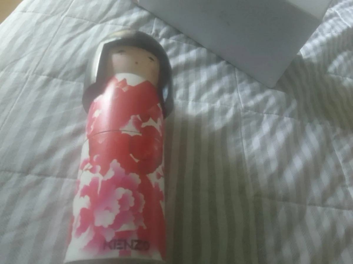 KENZO LARGE WOODEN JAPANESE DOLL ORNAMENT NEW - Image 2