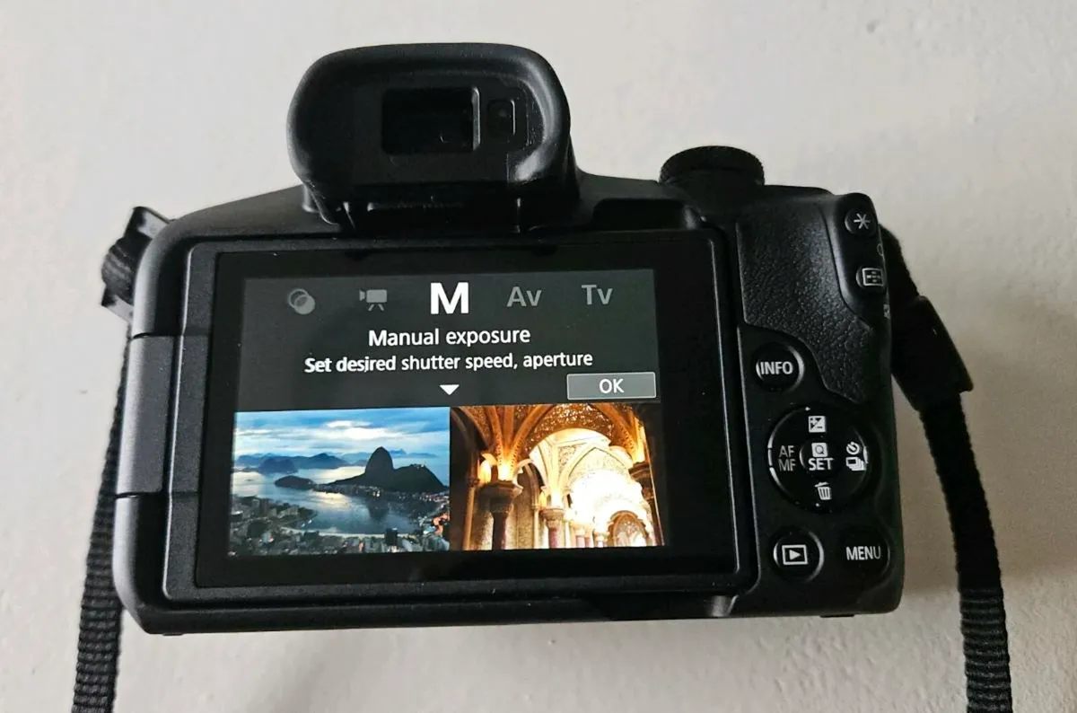 Canon EOS R50 - Image 3